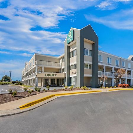 Quality Inn Rocky Mount Eksteriør billede