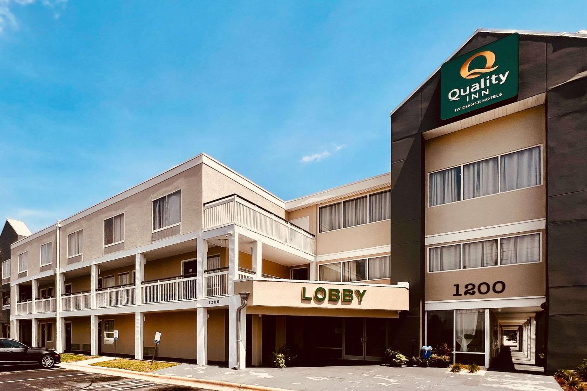 Quality Inn Rocky Mount Eksteriør billede
