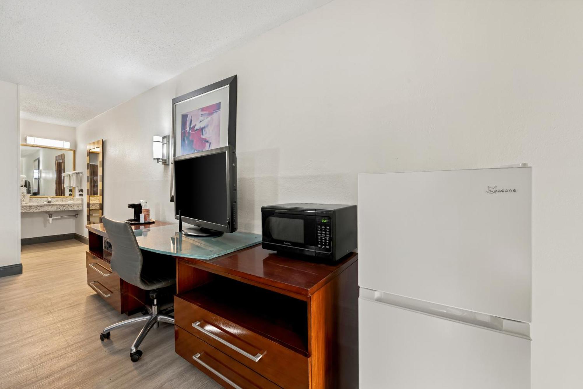 Quality Inn Rocky Mount Eksteriør billede