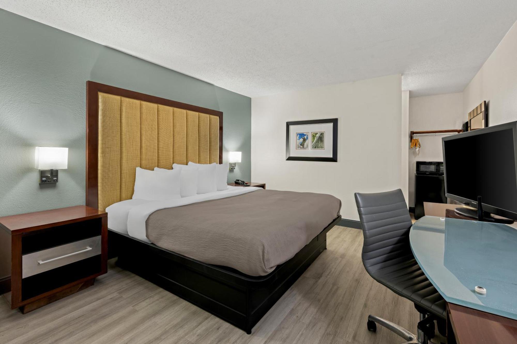 Quality Inn Rocky Mount Eksteriør billede