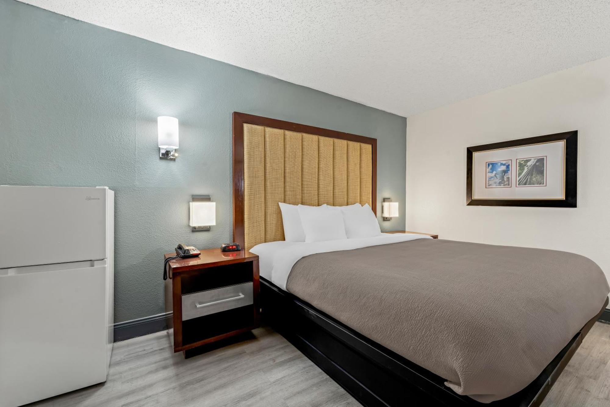 Quality Inn Rocky Mount Eksteriør billede